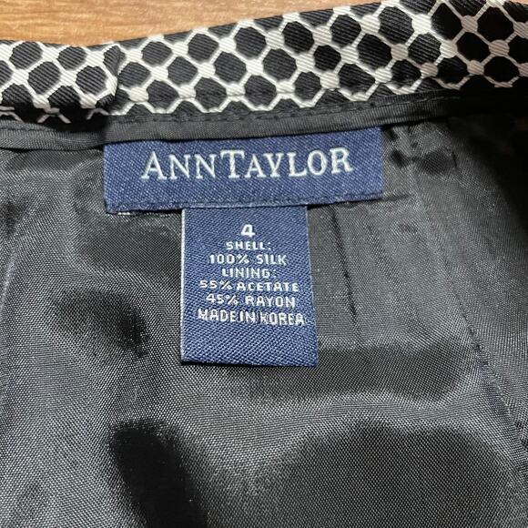 Ann Taylor Black White Patterned 100% Silk Pencil Skirt Womens Size 4 Career - Picture 5 of 10